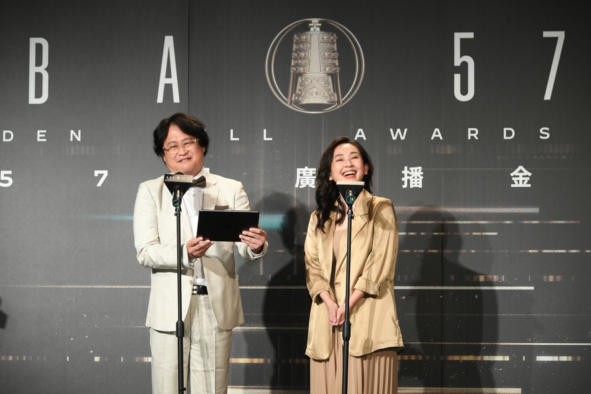 ▲趙自強（左）、蔡燦得（右）擔任「第57屆廣播金鐘獎」北部揭獎嘉賓。（圖／三立提供）