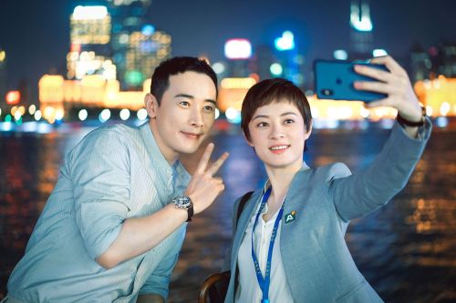 ▲羅晉(左)、孫儷兩人在劇裡爭鋒相對,戲外卻關係非常好。(圖/中天娛樂台提供) ▲羅晉(左)、孫儷兩人在劇裡爭鋒相對,戲外卻關係非常好。(圖/中天娛樂台提供)