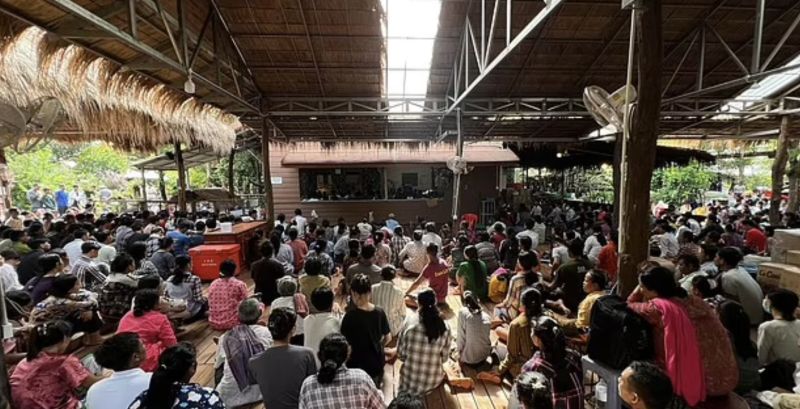 柬埔寨教主稱「末日洪水來了」　2萬人衝進農舍避難
