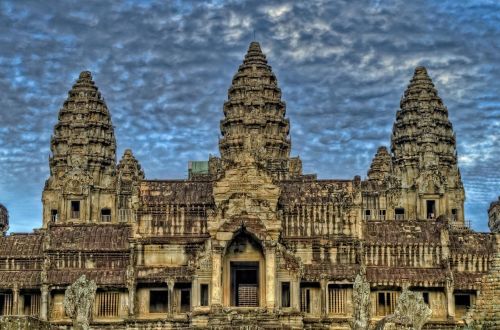 ▲吳哥窟是12世紀吳哥王朝遺留下來的古蹟，是柬埔寨政府最重要的「觀光財」來源。（圖／取自Pixabay）