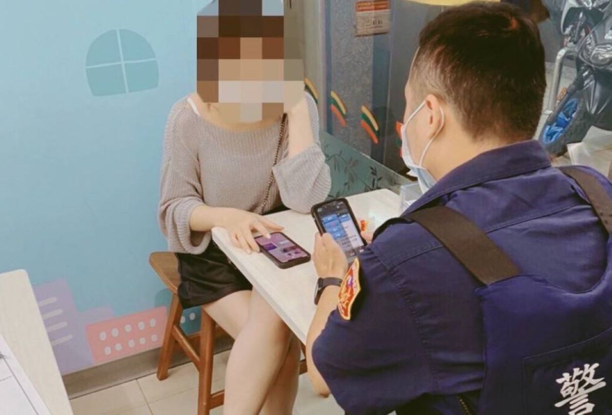 ▲鍾姓少女與網友盧姓男子相約見面，卻被要求在超商購買4萬元點數，所幸轄區警方到場後即時攔阻鍾女購買遊戲點數。(圖／記者郭凱杰翻攝)