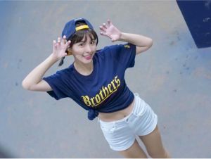 ▲中信兄弟啦啦隊女神峮峮。(圖/翻攝自峮峮ig) ▲中信兄弟啦啦隊女神峮峮。(圖/翻攝自峮峮IG)