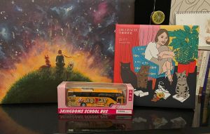 ▲許藍方放上模型車照片,懷念收攤的《綜藝3國智》。(圖/許藍方博士 Dr. Gracie臉書) ▲許藍方放上模型車照片,懷念收攤的《綜藝3國智》。(圖/許藍方博士 Dr. Gracie臉書)