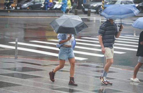 今晚變天！東北風增強「3地區」有雨　週末再一波冷空氣有感降溫
