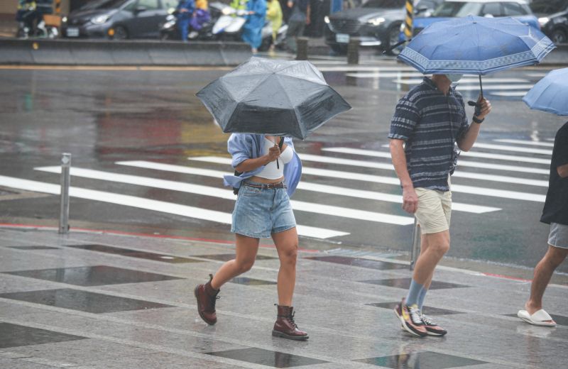 奈格颱風共伴豪雨狂炸！宜蘭2天破1千毫米　雨緩時間出爐