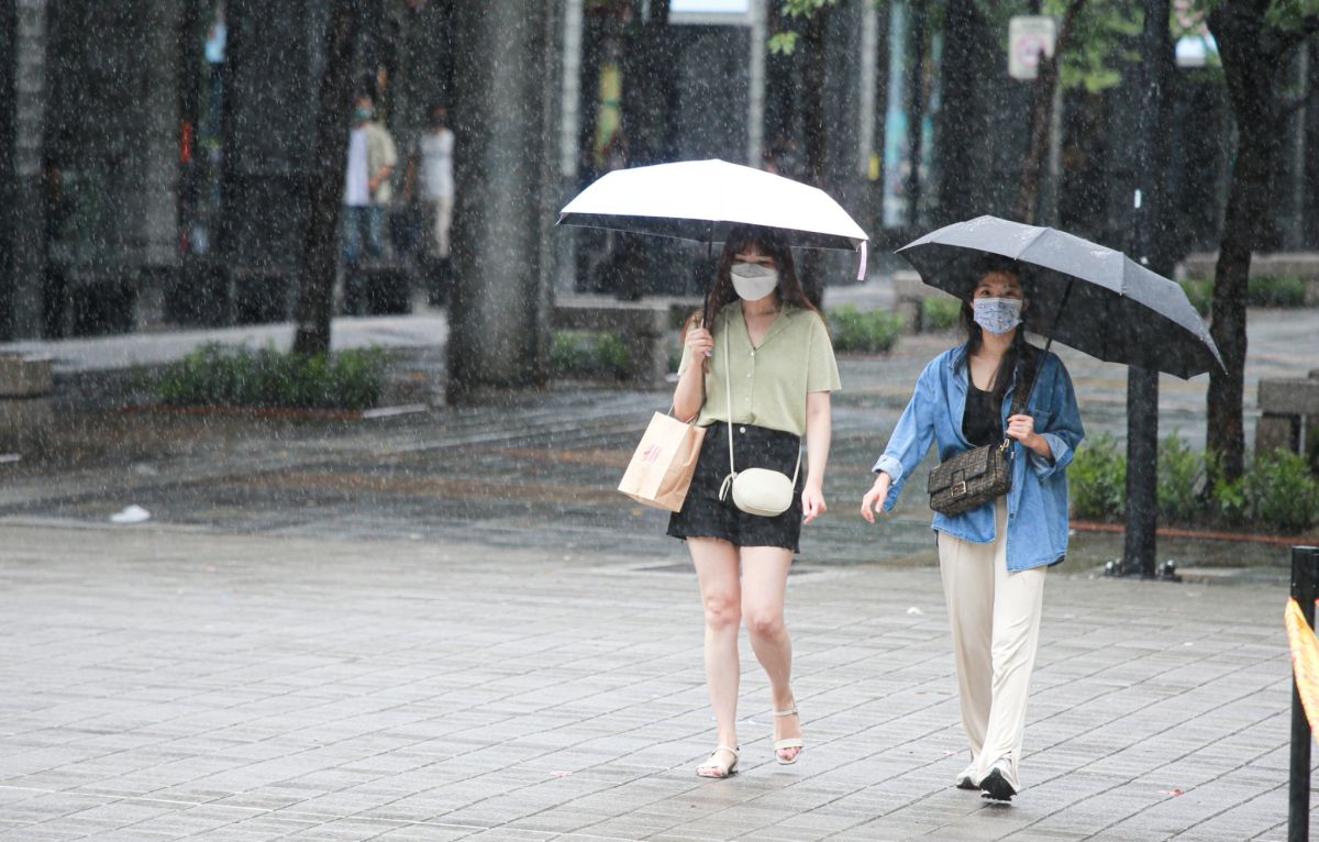 ▲今晚至明(16日)上午水氣通過，桃園以北降雨機率提高。（圖／記者葉政勳攝，2022.09.03）