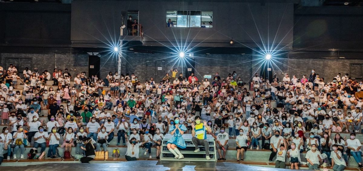 ▲臺中市優質幼教聯合會今日在麗寶樂園歡慶教師節，逾700師生及親子熱情參與，在月亮姐姐及羚羊哥哥帶領下，體驗不一樣的教師節。（圖／主辦單位提供）