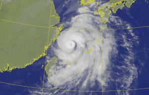 ▲今年颱風來得晚，9月氣象局才針對軒嵐諾颱風發布首個颱風警報。（圖／翻攝中央氣象局官網）