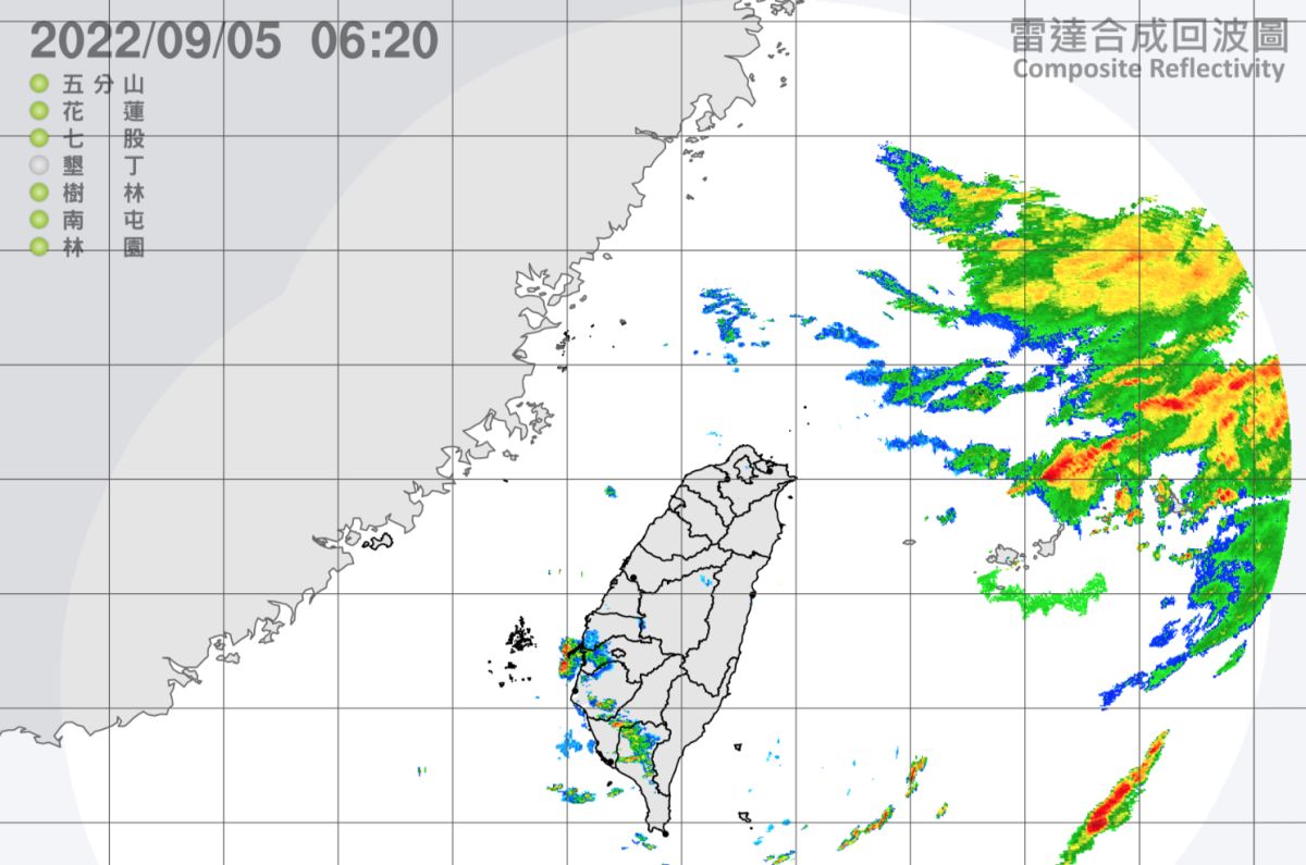 ▲氣象局表示，強烈颱風軒嵐諾遠離，今（５）日台灣為西南風環境，中南部地區有局部短暫陣雨，其他地區為多雲到晴，午後有局部短暫雷陣雨。（圖／翻攝自中央氣象局）