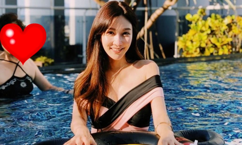 ▲曾莞婷泳池邊濕身辣秀好身材。（圖／翻攝曾莞婷IG）