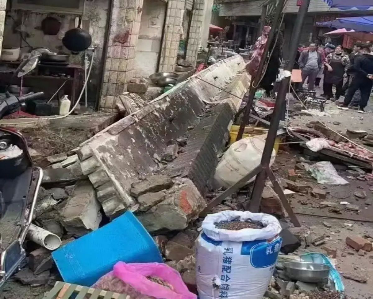 ▲四川甘孜州瀘定縣昨天發生規模6.8地震。央視報導，中國國家航天局對地觀測與數據中心第一時間啟動民商衛星應急響應機制，緊急協調調度10餘顆衛星對地震災區緊急成像。（圖／翻攝自微博）