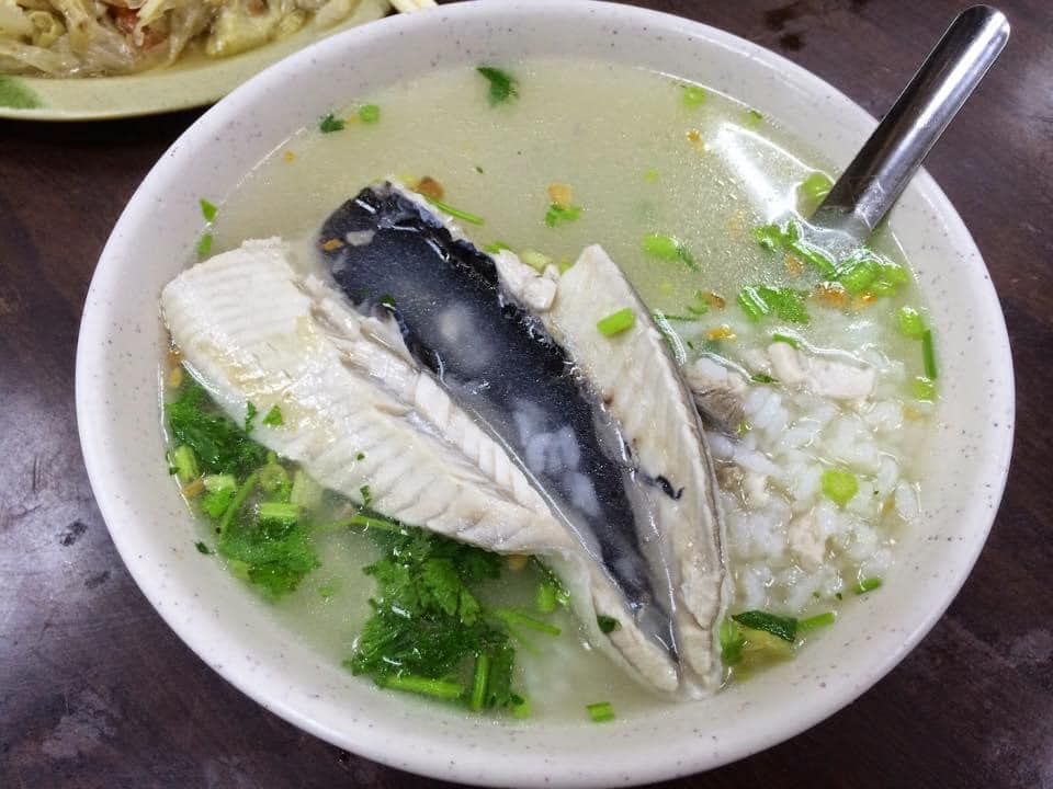 ▲蔡其昌臉書po的台中虱目魚粥只有120元，網友狂喊太便宜要「吃爆它」。（圖／翻攝蔡其昌臉書，2022.09.06）