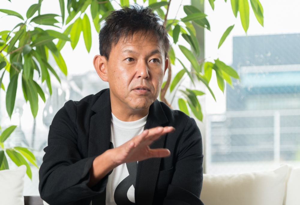 ▲西山知義在不動產業受挫後，因受到麥當勞董事長的啟發，而創立了「牛角燒肉」。（圖／翻攝自VentureTimes）