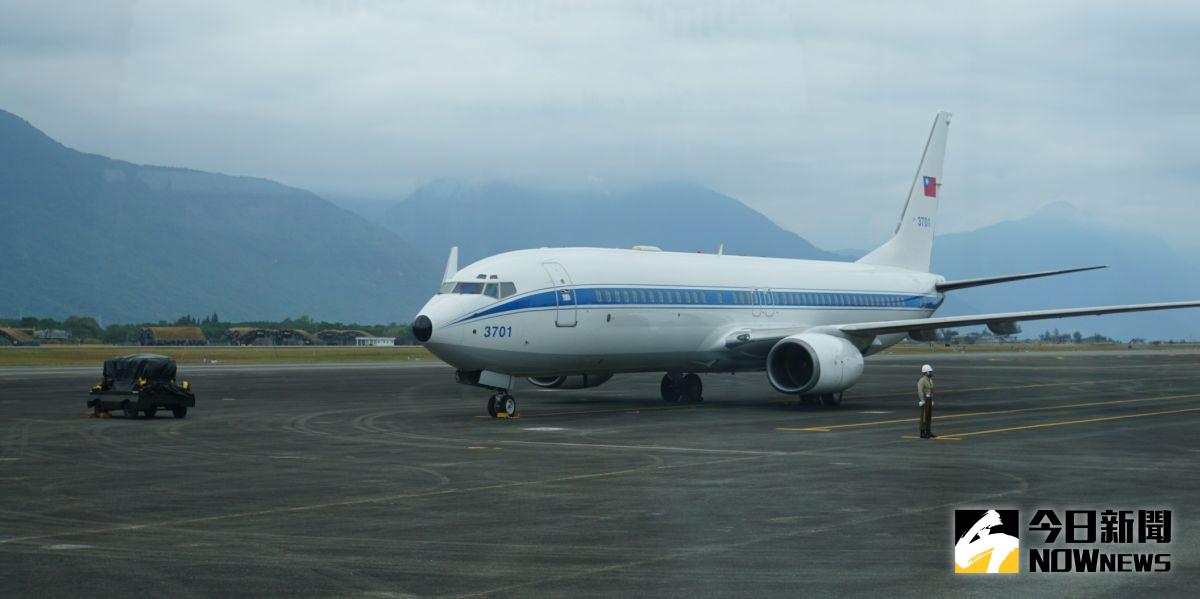 ▲國民黨質疑，總統蔡英文搭乘「空軍一號」行政專機跑私人行程輔選，卻沒付錢。（圖／記者呂炯昌攝）