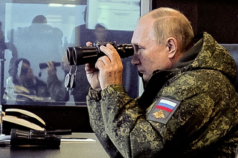 ▲俄羅斯總統蒲亭6日前往遠東地區，親自視察一場軍事演習。（圖／美聯社／達志影像）