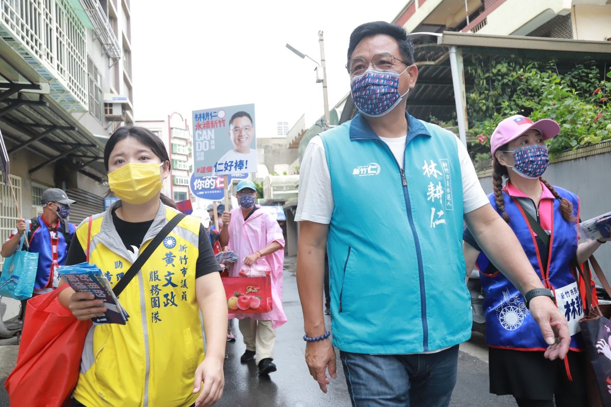 ▲林耕仁表示，交大論文所有資料，他在第一時間，主動向陽明交大學術倫理與研究誠信辦公室遞交，也會出席委員會進行完整說明，捍衛他的人格。（圖／林耕仁辦公室提供）