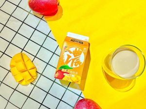 ▲光泉午后時光的重乳芒果奶茶選用100%愛文芒果，要吸引芒果控來嘗鮮。（圖／業者提供）