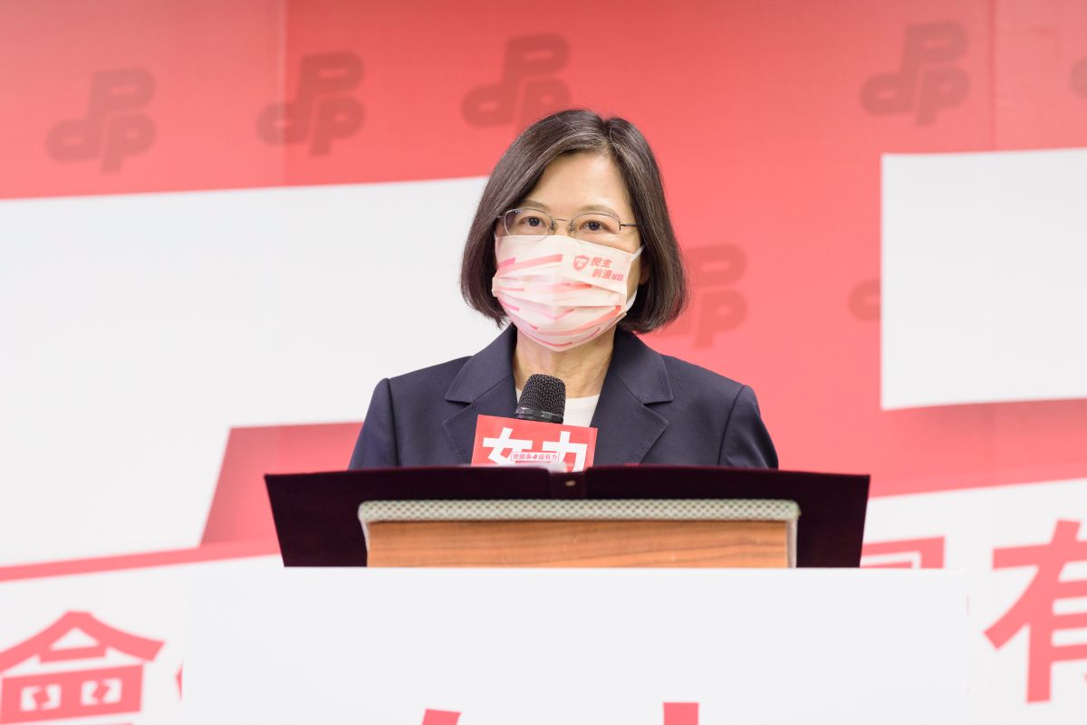 ▲總統兼黨主席蔡英文28日舉辦今年唯一一場「社群之夜」，1100個報名名額已經額滿。（圖／民進黨提供）