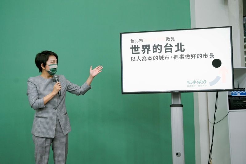 ▲陳時中政策督導范雲具體報告性別與照顧政見。（圖／陳時中辦公室提供）