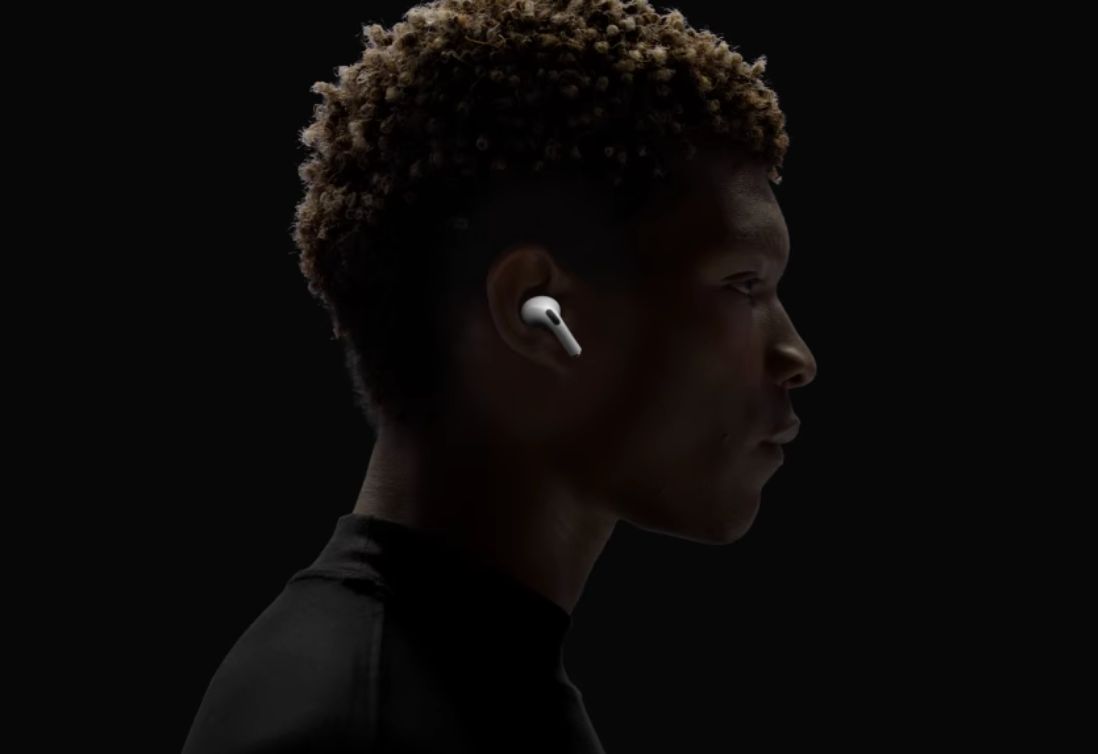 ▲AirPods Pro2亮相討論度爆高，其中續航與充電能力倍網友讚翻。（圖／翻攝自蘋果官網）