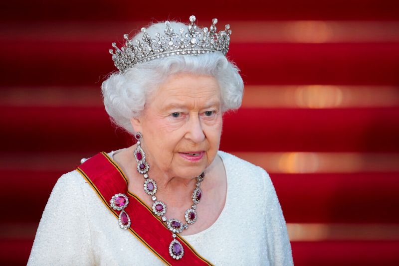▲英國女王伊莉莎白二世辭世，享耆壽96歲，全球政要紛紛致上哀悼之意。（圖／美聯社／達志影像）