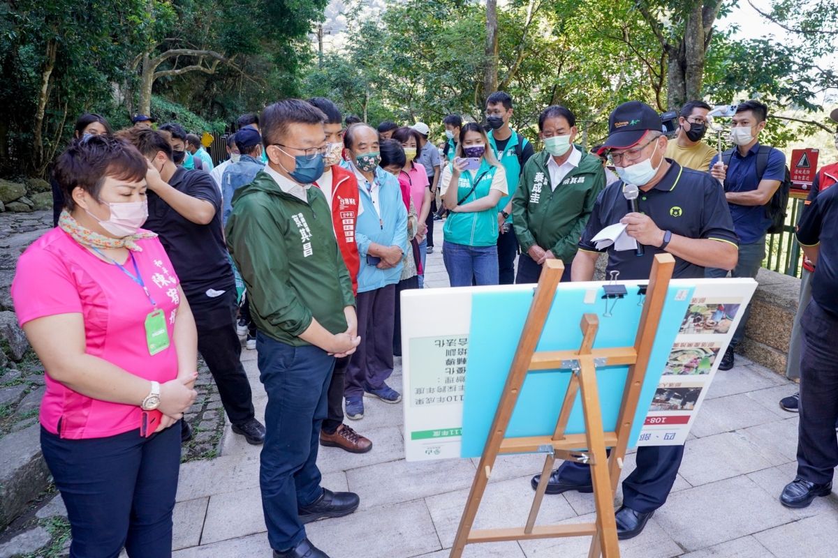 ▲民進黨台中市長候選人蔡其昌前往谷關會勘觀光步道及山谷燈光節等重要觀光設施及活動(圖／蔡其昌提供2022.9.9)
