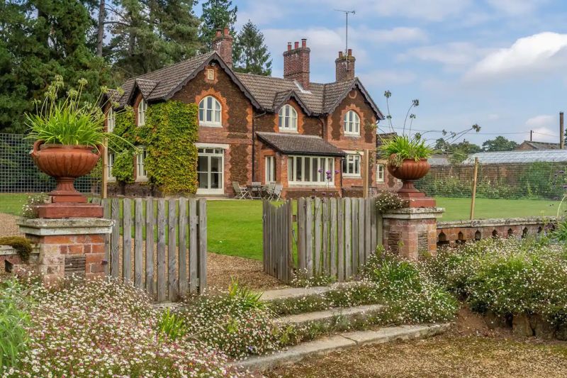 ▲英國女王伊莉莎白二世的私人莊園開放一般民眾租用。（圖／翻攝自Airbnb）