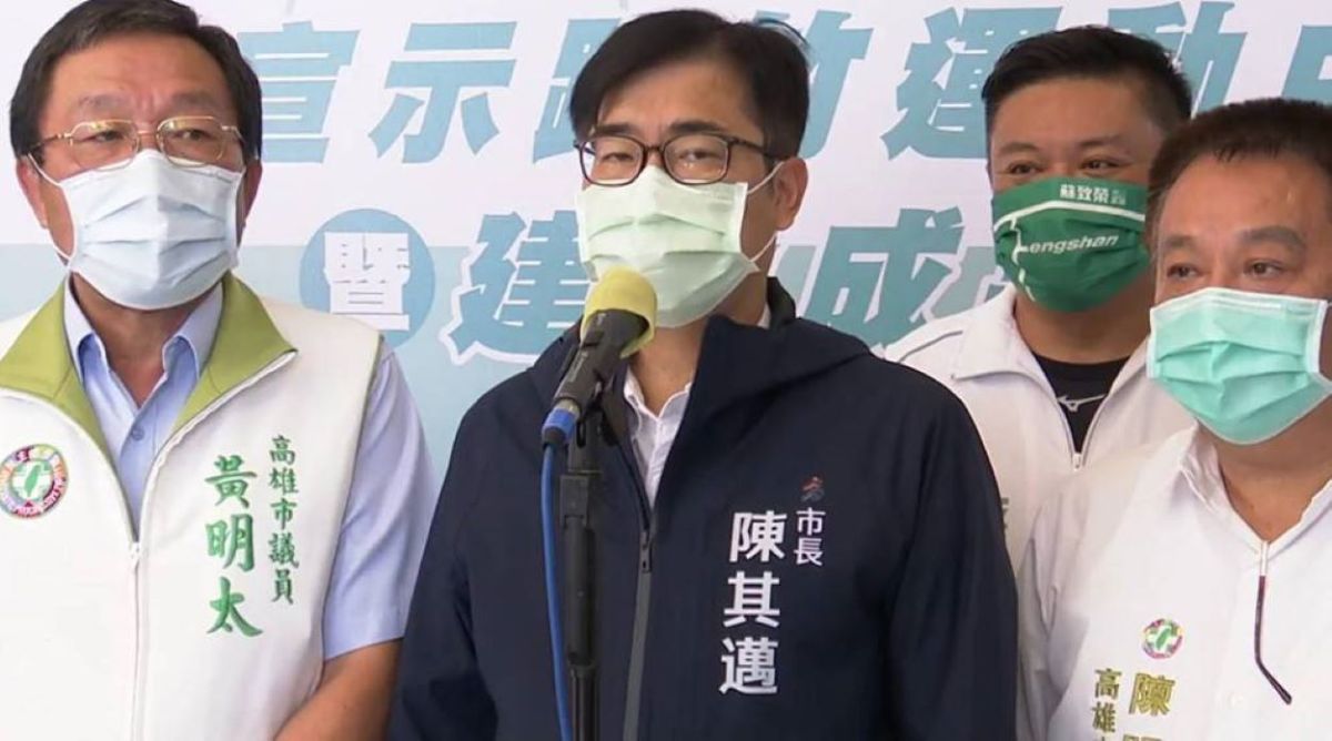 ▲高雄市政府中秋連假防治登革熱不打烊，市長陳其邁表示，整治本土登革熱，高市府將三大策略三管齊下。(圖／高市府提供)