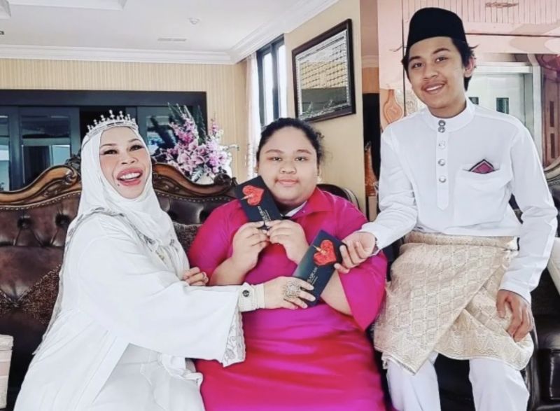 ▲馬來西亞「粉紅女商人」拿督斯里維達（Dato Seri Vida）以疼愛兒女著稱。（圖／翻攝自Instagram）
