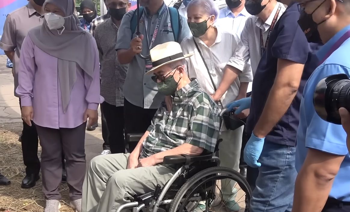 ▲馬來西亞第5任首相敦阿布都拉．阿邁德．巴達威（Tun Abdullah bin Haji Ahmad Badawi)，證實罹患嚴重失智症。（圖／翻攝自Malaysia Gazette TV）