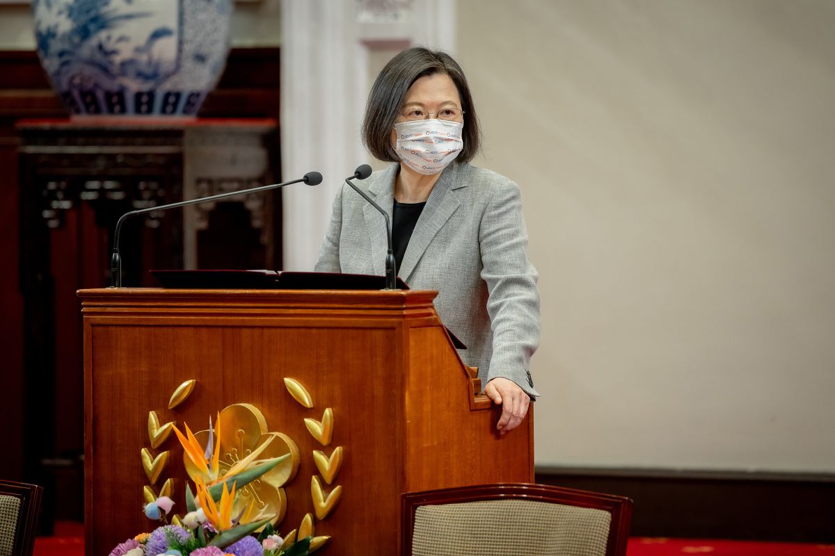 ▲總統蔡英文宣傳18歲公民權。（圖／總統府提供）