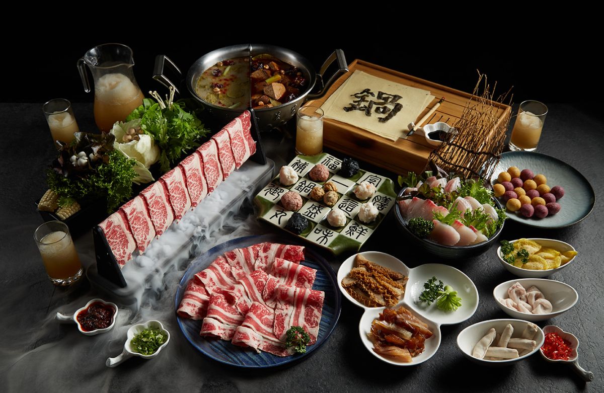 ▲身分證9月美食優惠，即日起至10/31不限平假日，小蒙牛「1、2、7」任中1碼，全桌點選豪華B套餐享「頂級雪花牛小排」吃到飽。這一鍋皇室秘藏鍋物，身分證對中「1」，神仙牛肉、澳洲和牛板腱免費換。這一小鍋，身分證對中「9」，單點品項9折；同桌可多張身份證累加，集滿「9個9」套餐免費吃。（圖／這一鍋餐飲提供）