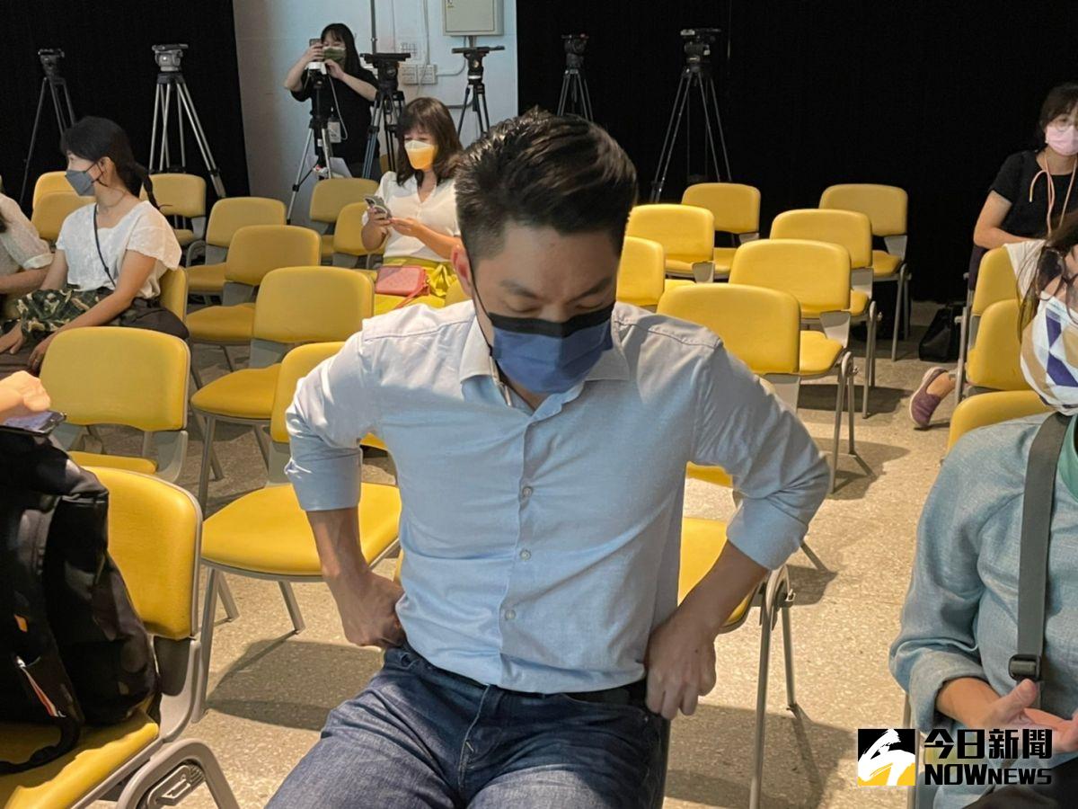 ▲蔣萬安聲稱要帶外國友人去中正紀念堂，另上任首件事要拜訪北市清潔隊，皆引發論戰。（圖／記者黃宣尹攝）