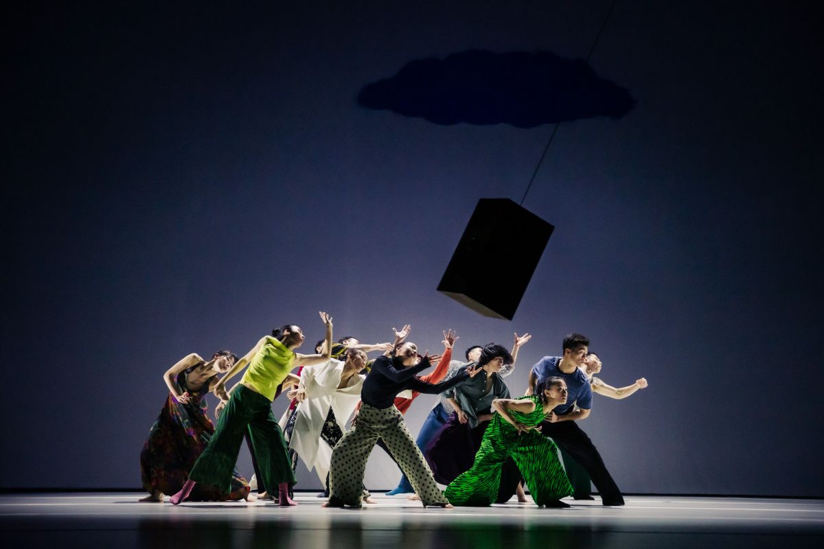 ▲雲門舞集週末的戶外公演將演出最新舞作《霞》 ，期待帶給觀眾一道溫暖的霞光。（圖／雲門文化藝術基金會提供）