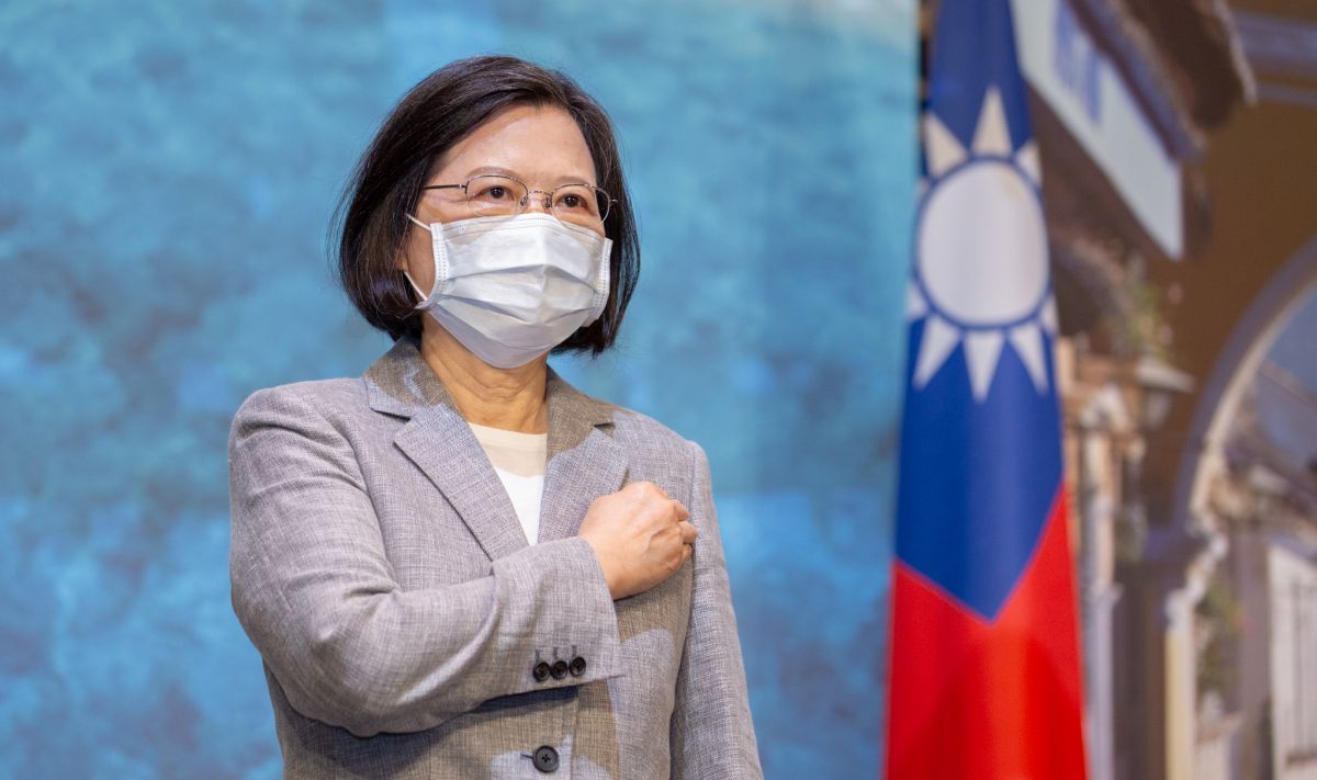 ▲6.8強震花蓮、台東陸續傳出災情，總統蔡英文稍早已宣布中央災防中心一級開設。（圖／總統府提供）