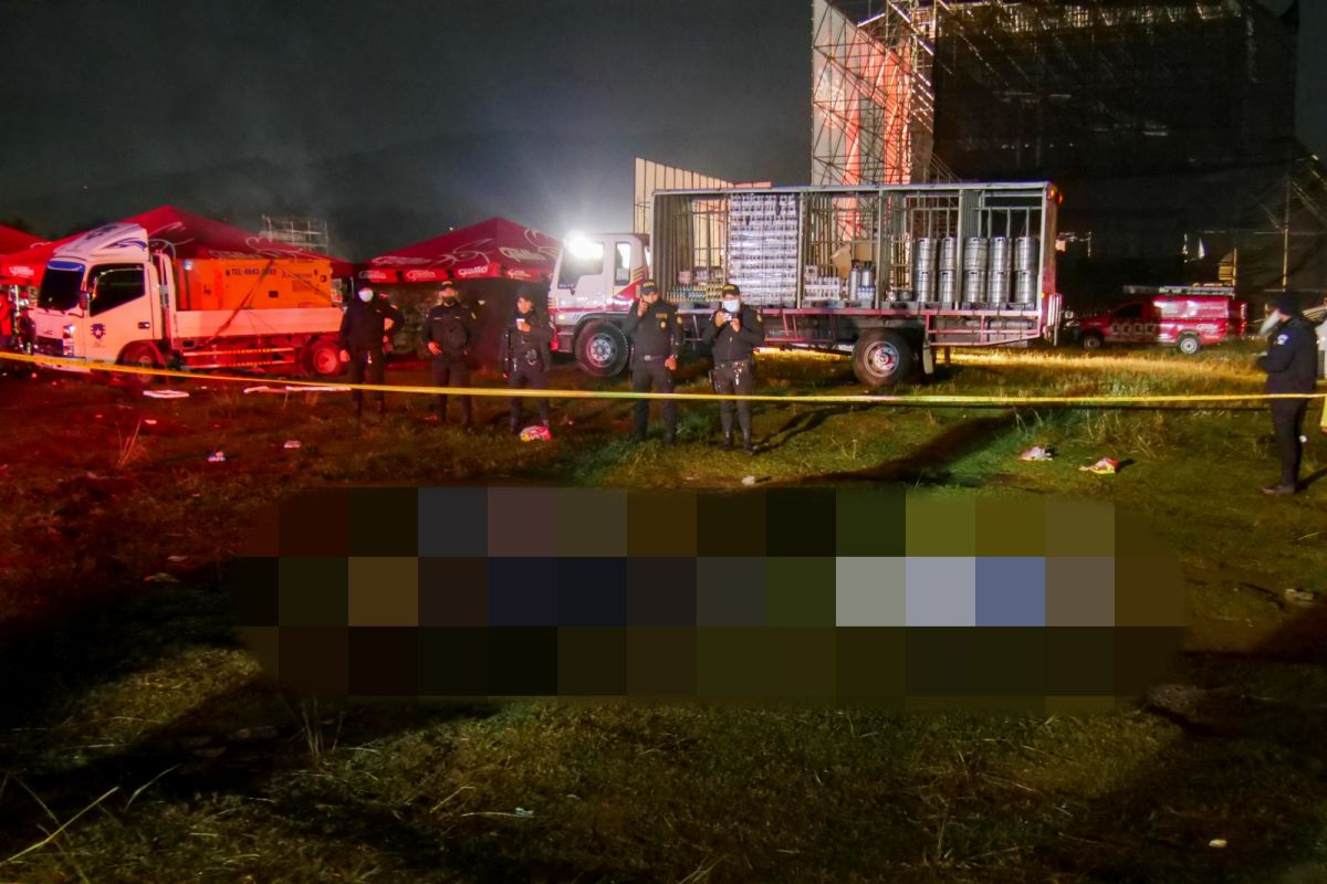 ▲瓜地馬拉西部城市克薩爾特南戈（Quetzaltenango）15日舉辦的一場大型演唱會爆發踩踏事件，急救單位表示，目前造成至少9人死亡，20人受傷。（圖／美聯社／達志影像）