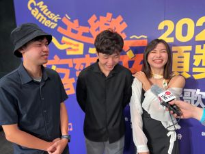 業配 ▲學生組首獎及最佳攝影獎由簡涓宇以《䌈毛辮》奪下。(圖/客新聞提供)