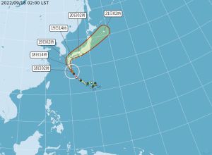 ▲氣象局表示南瑪都對台灣天氣無直接影響，但沿海有長浪發生的機率，海邊活動須注意。（圖／中央氣象局）