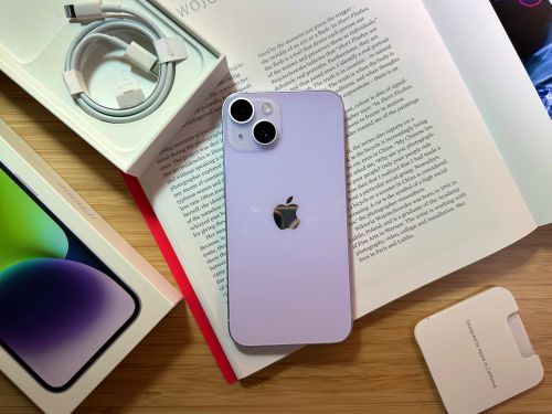 iPhone 14。(圖/記者周淑萍攝) ▲iPhone 14。(圖/記者周淑萍攝)