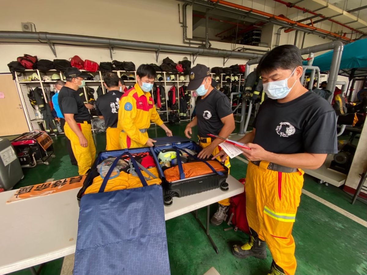 ▲馳援花東，高雄市救援隊已做好支援準備，出發協助救災。（圖／高雄市消防隊提供）