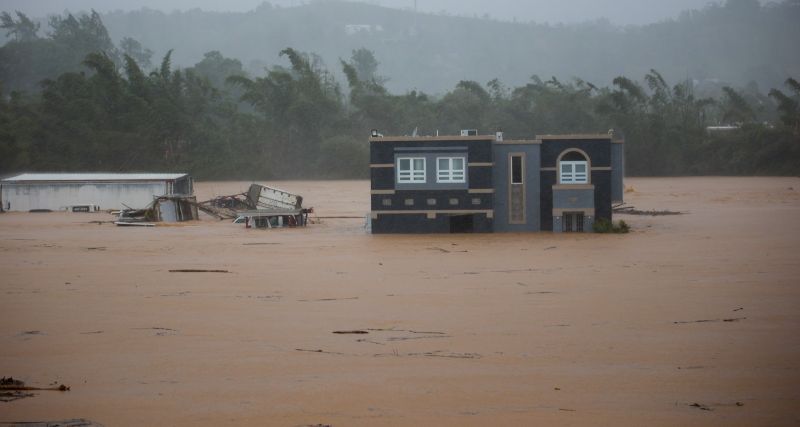 ▲颶風菲奧娜（Hurricane Fiona）18日登陸波多黎各引發嚴重洪水和土石流，島上大部分地區停電。（圖／美聯社／達志影像）