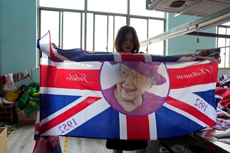 伊莉莎白二世駕崩　中國工廠「英國國旗」做到手軟