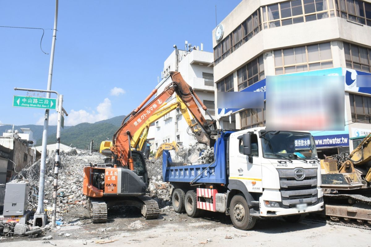 ▲池上主震昨日發生之後，其實餘震一路沿著玉里斷層往北蔓延，直到今日上午卓溪的大型餘震出現後，已經到達玉里斷層的最北段，專家認為，能量釋放應該已經告一段落。（圖／記者林調遜攝）