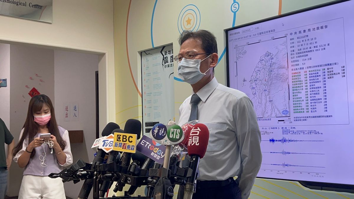 ▲今（19）日從上午10時26分起至下午15時，都沒有發生任何有感餘震，氣象局地震測報中心主任陳國昌也表示「很奇怪」。（圖／記者張志浩攝）