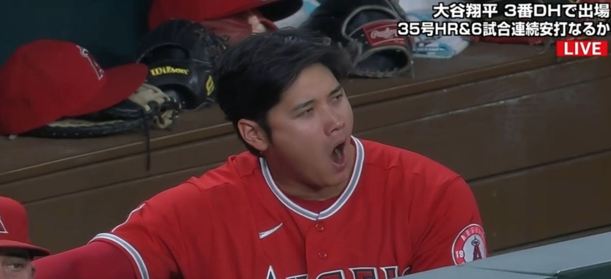 ▲大谷翔平想睡覺打呵欠。（圖／取自ABEMA TV)