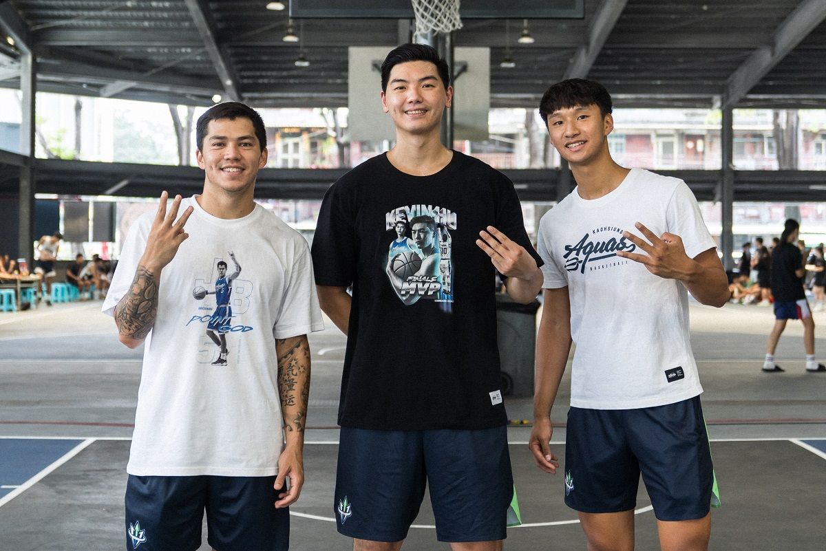 ▲布銳克曼、胡瓏貿、蘇文儒（左至右）現身分享教學。（圖／高雄全家海神提供）