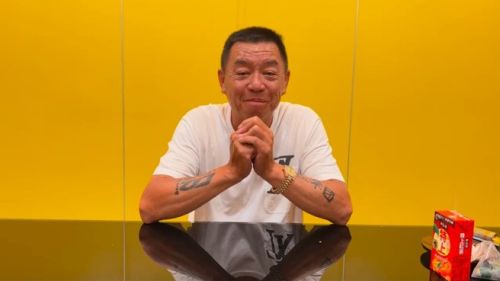 ▲雖然飲料事業大幅退燒，但廖老大如今仍未離開賽車領域，目前他持續經營自己的車隊，並安排兒子廖洋參與賽事。（圖／翻攝「賽車教父」廖老大）
