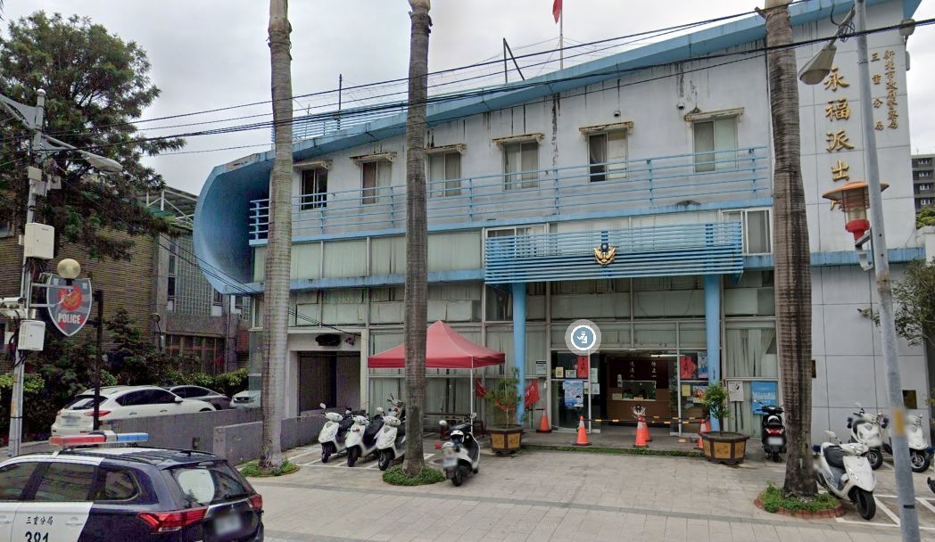 ▲永福派出所2名警員，日前穿著便衣在三重區後竹圍街175巷查緝通緝犯，結果誤把路人黃男當成通緝犯，雙方進而在大街上扭打。（示意圖／取自google地圖）