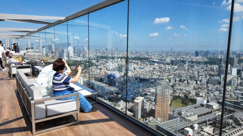 ▲澀谷最高展望台「SHIBUYA SKY」於2020年開幕,成為疫後日本必訪景點。(圖/記者李琦瑋攝,2022.09.16)