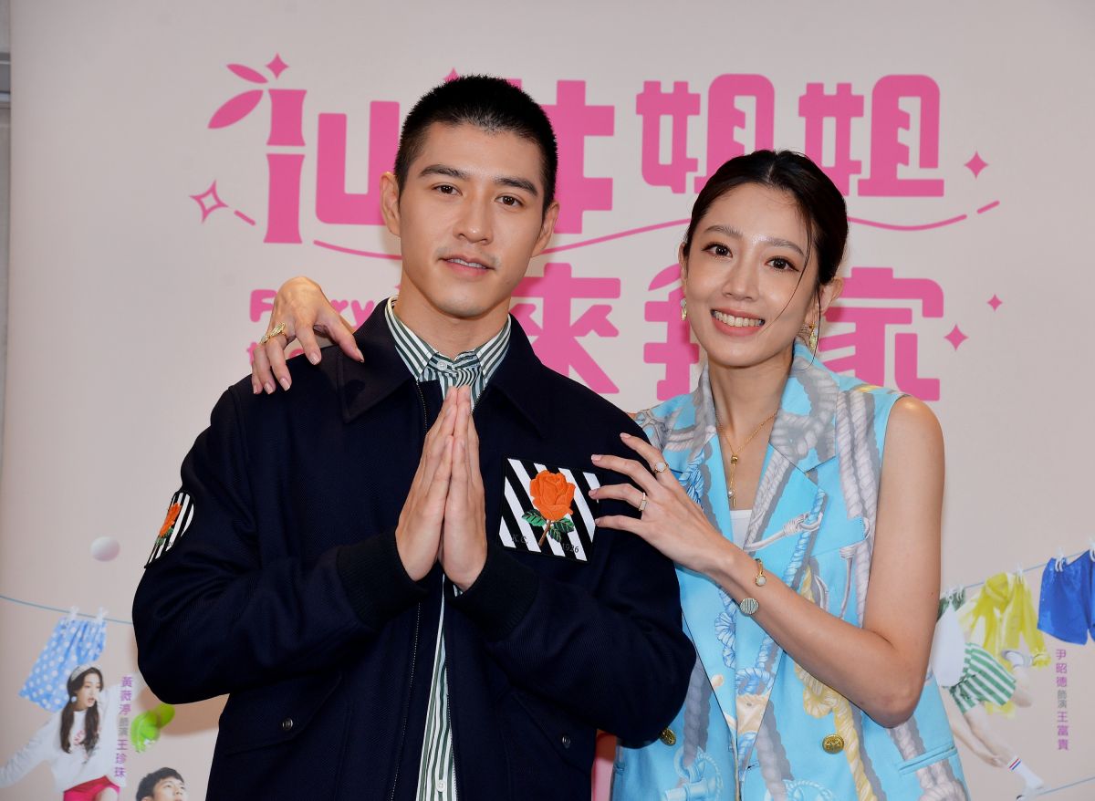 ▲吳岳擎（左）、黃薇渟上演女明星與僧人的戀愛組合。（圖／衛視）